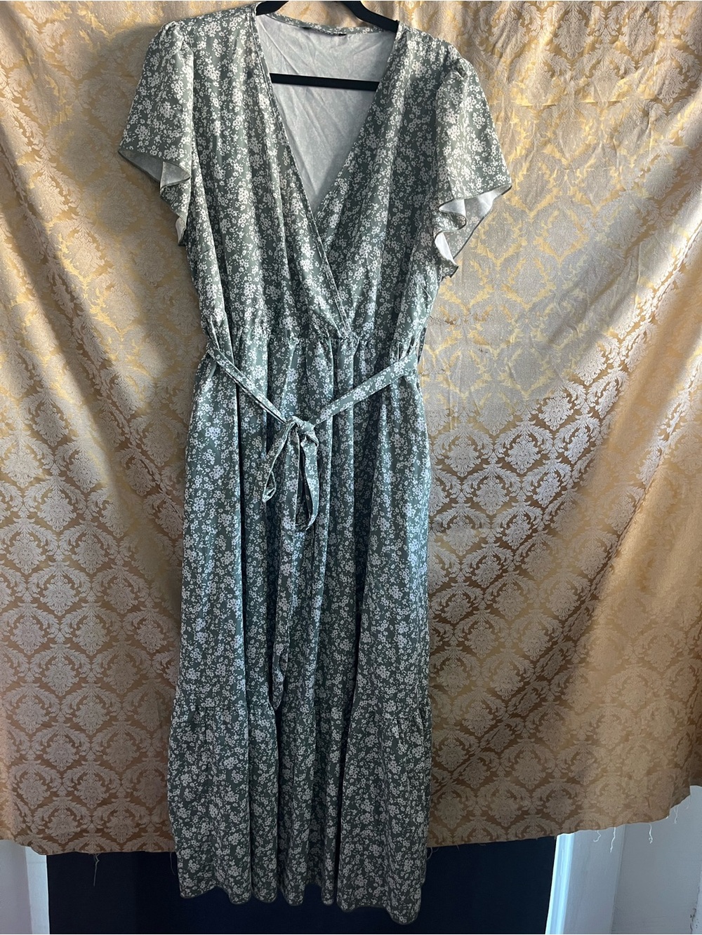 Bloomchic Sz 18 Floral Tie-Waist Midi Dress Sage Green White Floral Print